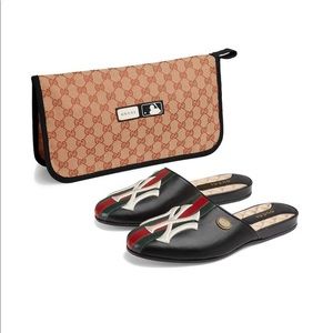 Gucci NY Yankees slides